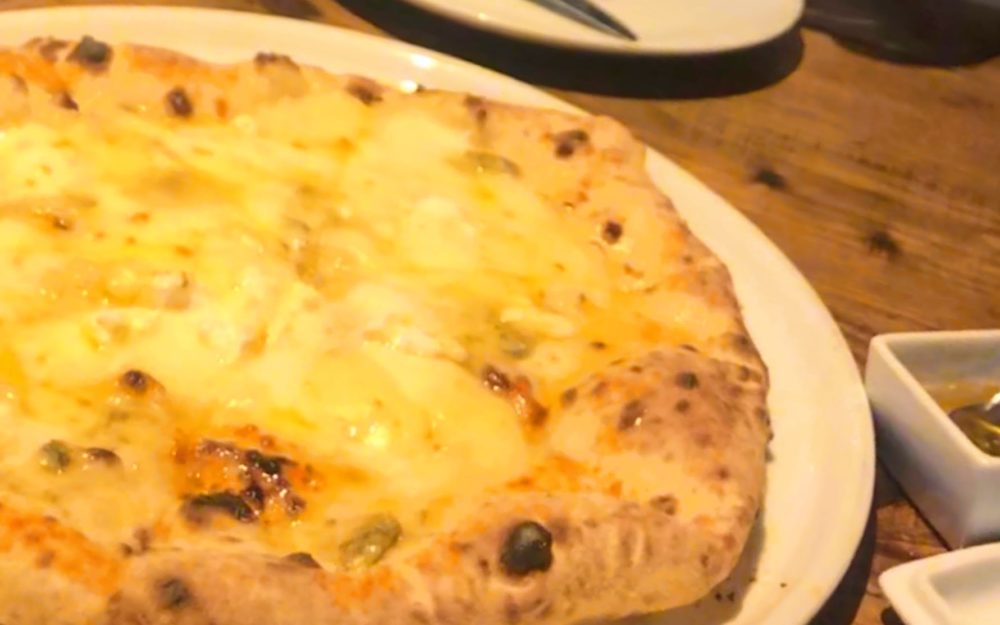 ラッテリアベベ鎌倉 自家製チーズとピザの超人気店でランチ 鎌倉な子